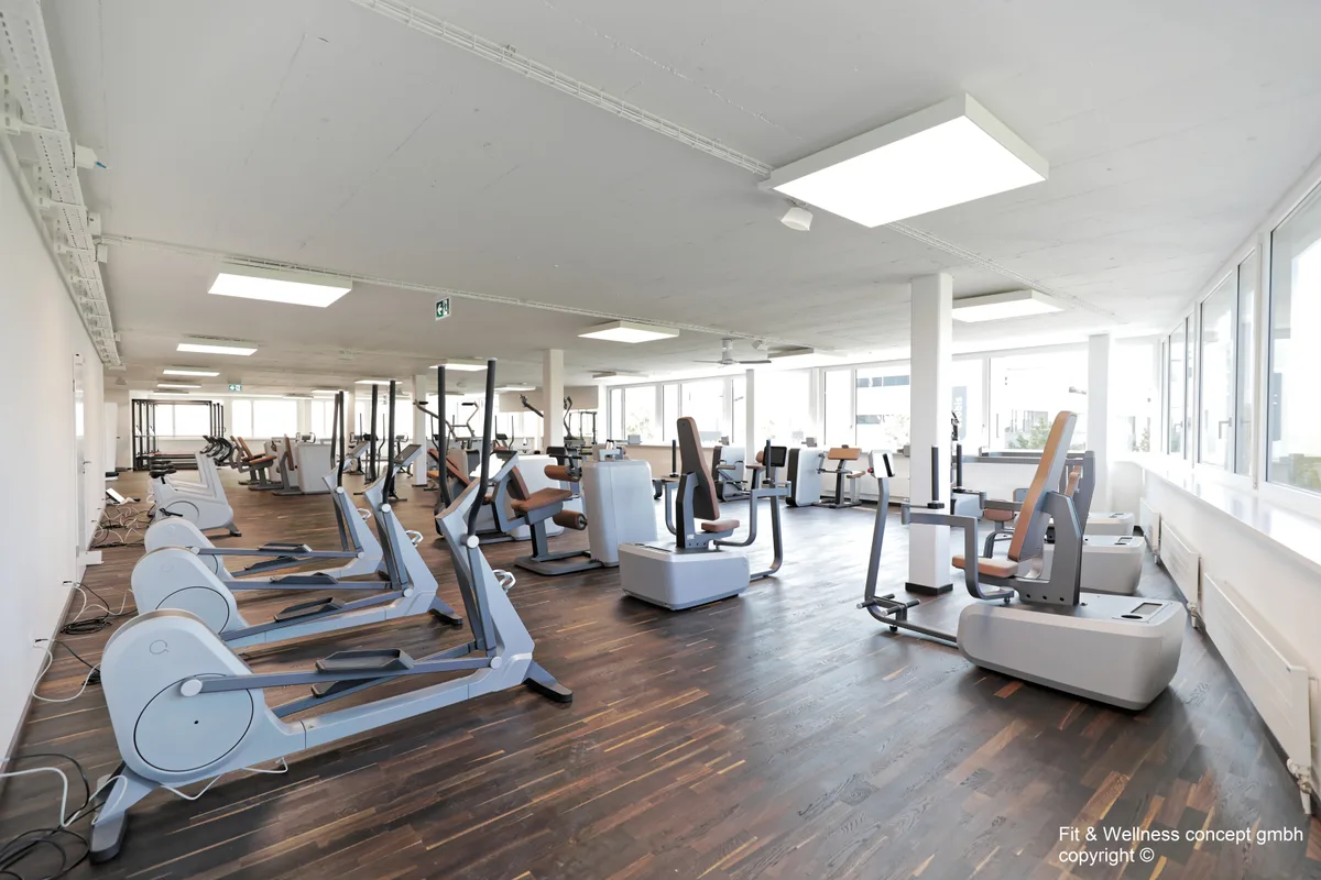 Die grosszügige, moderne Trainingsfläche von Fritz bewegt mich in Uster.